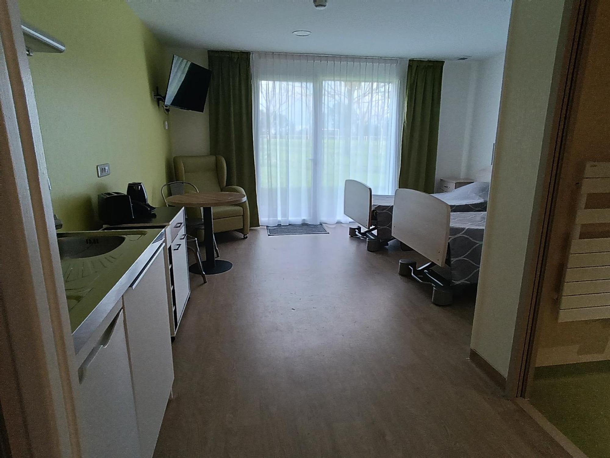 Relais Les Rives Du Lac Coulonges-sur-Sarthe Bagian luar foto